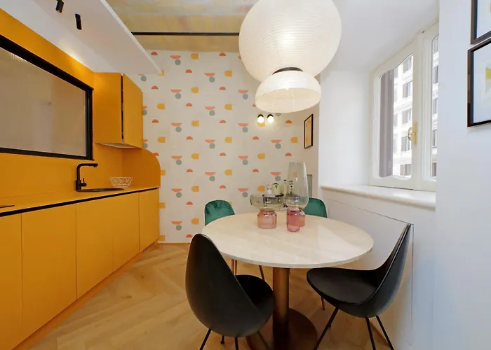 Ych-colorful And Classy Near Fori Imperiali Apartamento