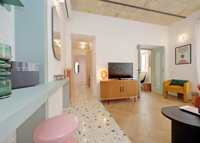 Ych-colorful And Classy Near Fori Imperiali Apartamento